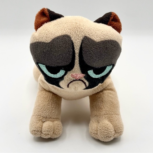 Grumpy Cat Plush / Stuffed Animal / Toy - Picture 1 of 10